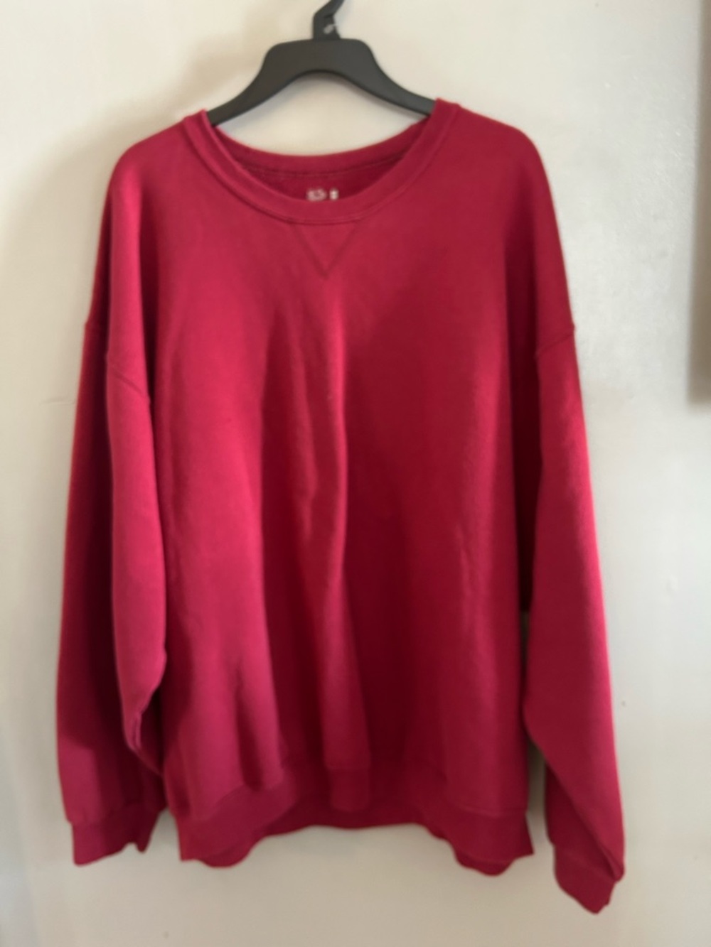 Red oversized fleece pullover sweatshirt - Picture 2 of 10